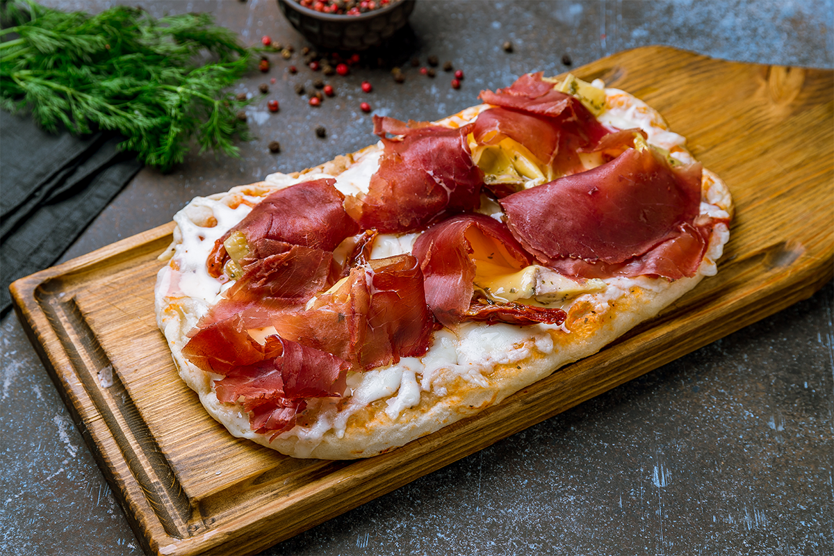 recept_pinsa_pizza_bresaola_kronärtskocka.png